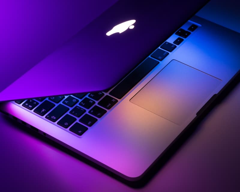 MacBook Pro 14" M3 Pro — 18GB RAM, 512GB
